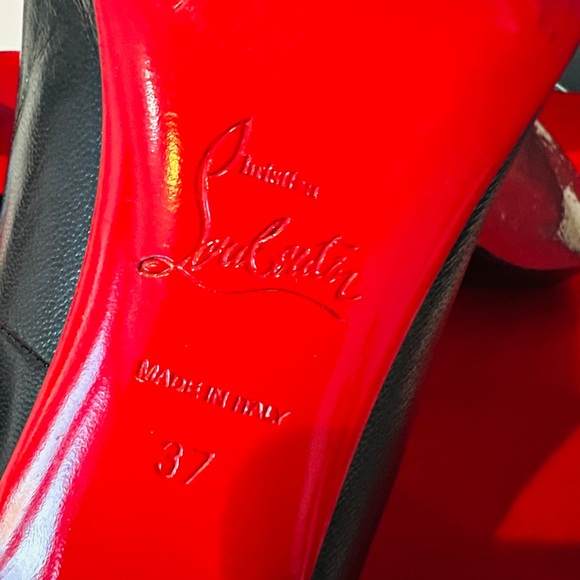❌ SOLD ❌ Christian Louboutin Simple Pump 85 - Picture 4 of 10